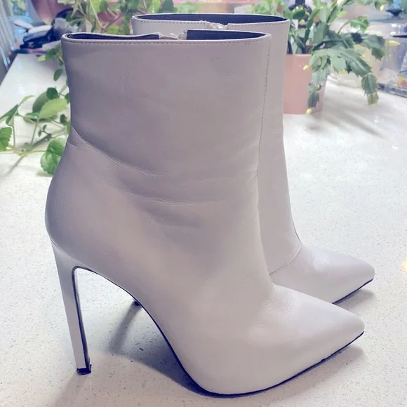 Tony Bianco White Leather Ankle Boots - Picture 2 of 16